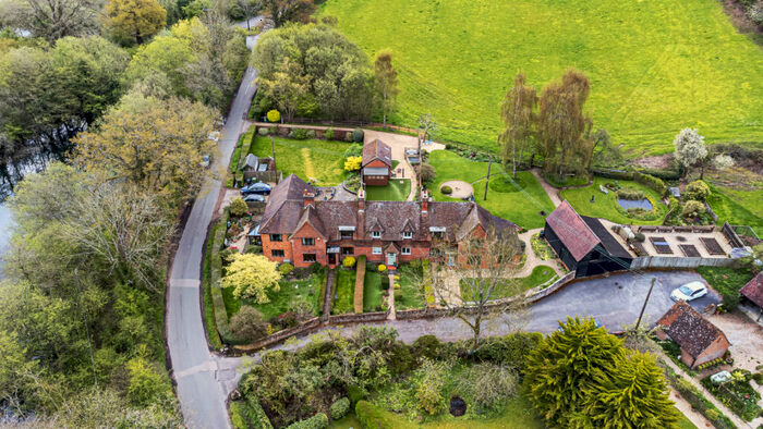 3 Bedroom Terraced House For Sale In Bottom Lane, Sulhamstead, Reading, Berkshire, RG7