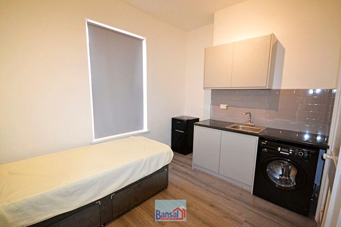 1 Bedroom Studio To Rent In Gloucester Street, Coventry, CV1