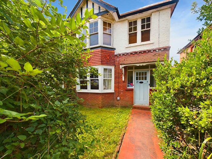 2 Bedroom Flat To Rent In Browning Road, Worthing, BN11