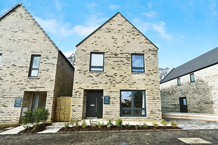 4 Bedroom Detached House For Sale In Swindon Road, Highworth, Swindon, SN6