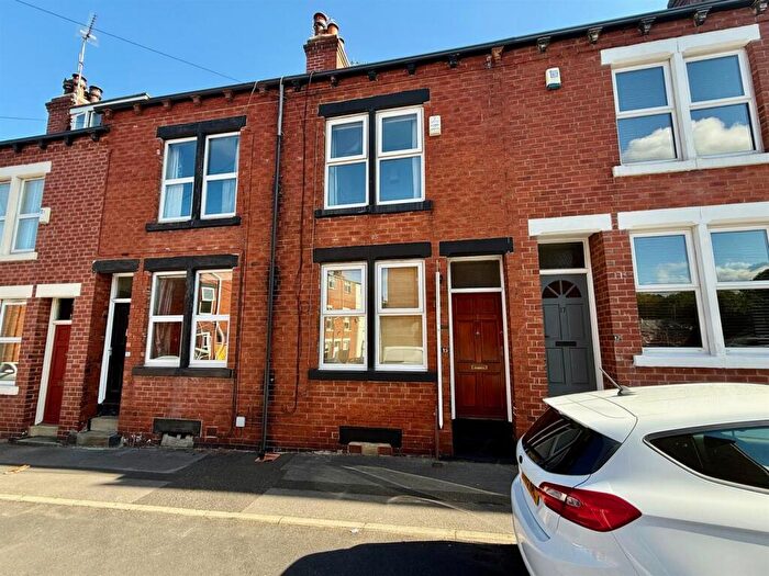 4 Bedroom Terraced House For Sale In Monk Bridge Street, Meanwood, Leeds, West Yorkshire., LS6