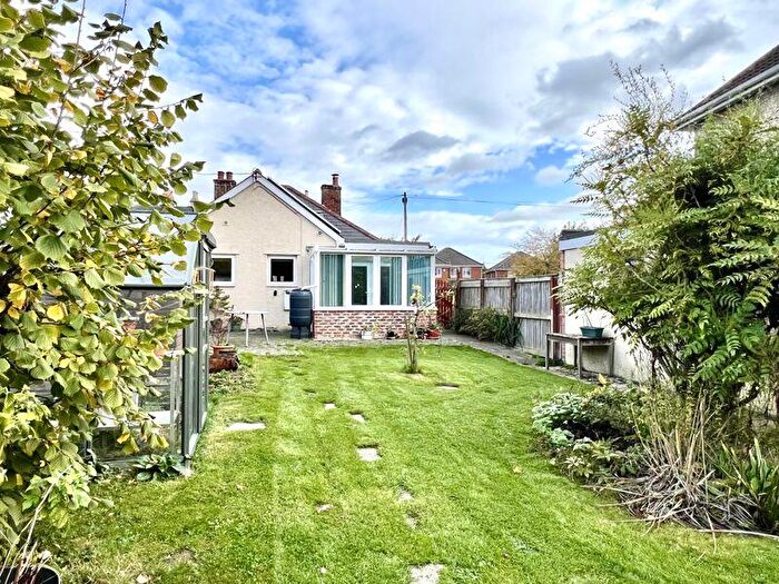 3 Bedroom Detached Bungalow For Sale In Oxford Road, Calne, SN11