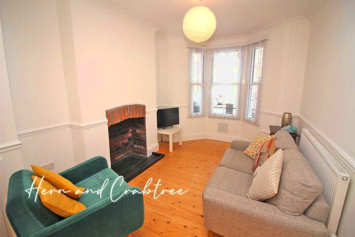 2 Bedroom End Of Terrace House To Rent In Bloom Street, Pontcanna, Cardiff, CF11