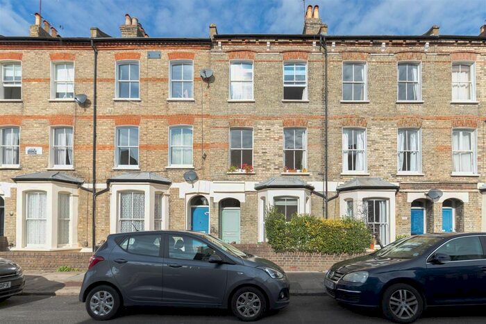 1 Bedroom Flat To Rent In Moray Road, London, N4