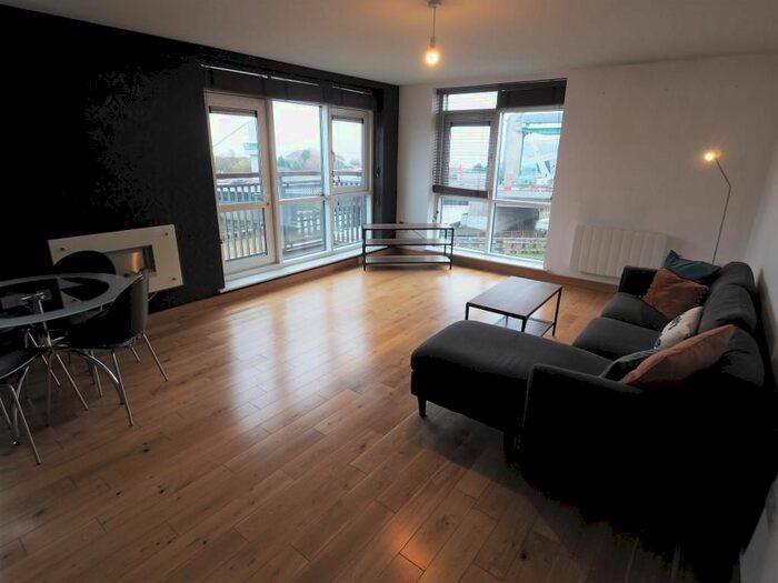 2 Bedroom Flat To Rent In High Street, Hull, HU1