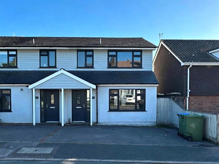 3 Bedroom Semi-Detached House To Rent In Hillcrest Drive, Ashington, RH20