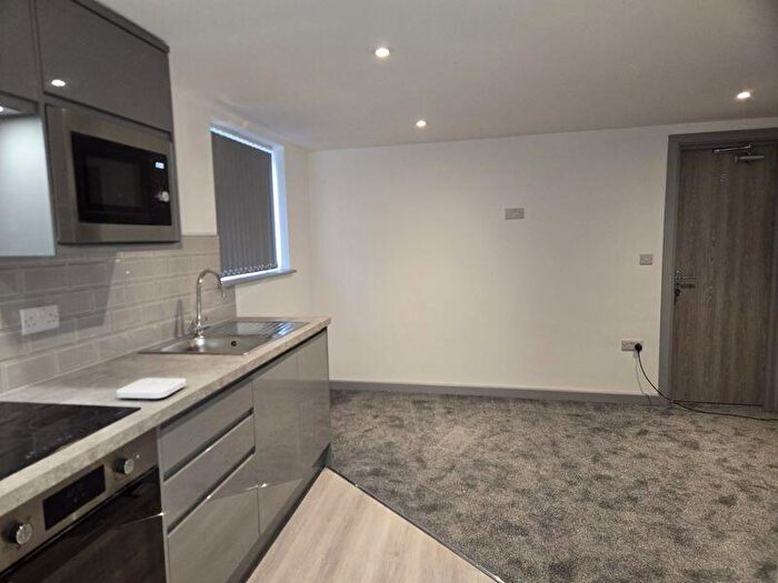 2 Bedroom Flat To Rent In Apartment (Second Floor), Tiverton Road, Selly Oak, Birmingham, B29