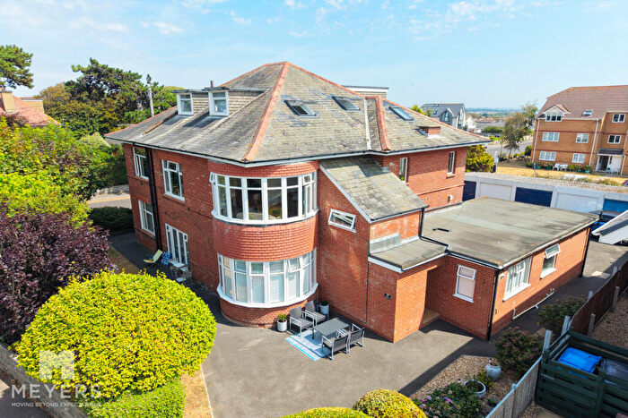 2 Bedroom Apartment For Sale In St. Catherines Road, Bournemouth, BH6