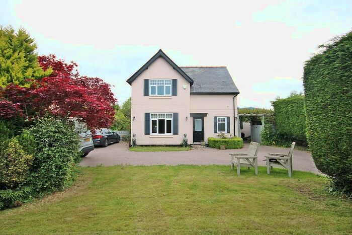 3 Bedroom Detached House To Rent In Northwich Road, Lower Whitley, Warrington, WA4