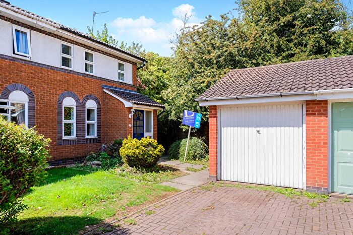 3 Bedroom Semi-Detached House To Rent In Marsh Avenue, Long Meadow, WR4