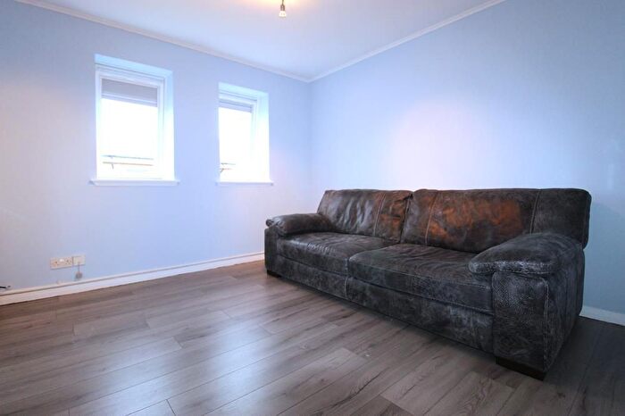 1 Bedroom Flat To Rent In Marywell Street, Top Floor, AB11