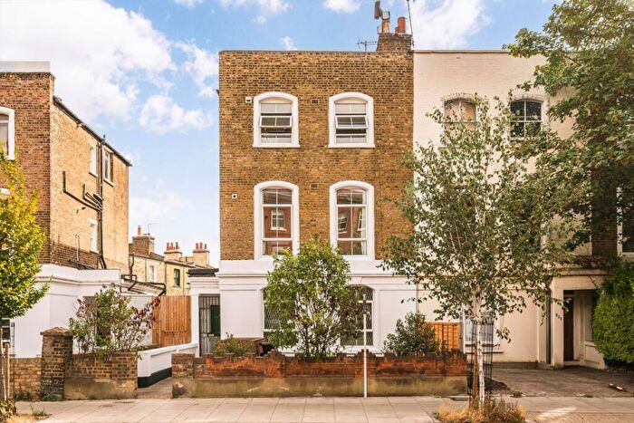 1 Bedroom Flat For Sale In Southgate Road, De Beauvoir, N1