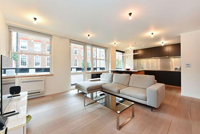 3 Bedroom Flat To Rent In Weymouth Street, London, W1W