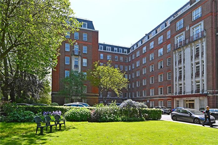 3 Bedroom Apartment For Sale In Finchley Road, St John's Wood, London, NW8