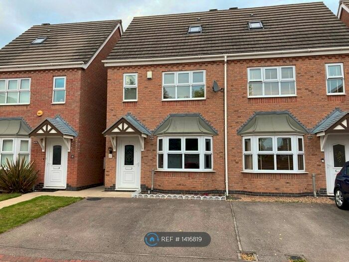 3 Bedroom Semi-Detached House To Rent In Thomas Close, Braunstone, Leicester, LE3
