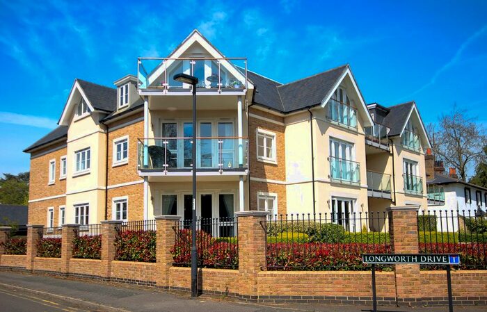 2 Bedroom Flat To Rent In Longworth Drive, Maidenhead, SL6