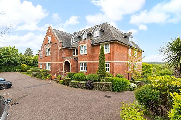 2 Bedroom Flat For Sale In Pembury Place, Trinity Close, Tunbridge Wells, Kent, TN2