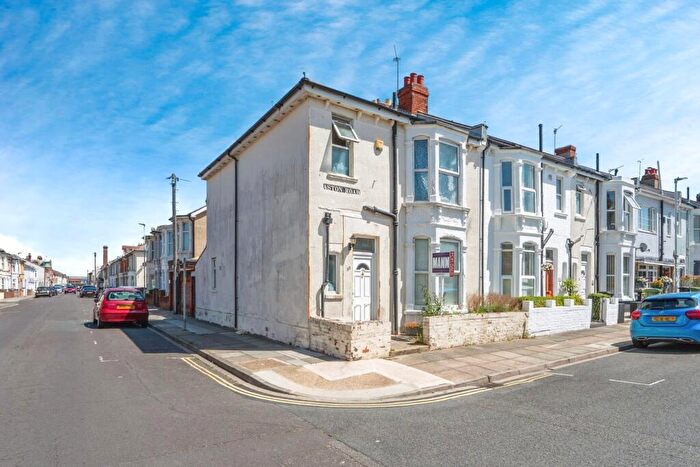 4 Bedroom End Of Terrace House For Sale In Aston Road, Southsea, Hampshire, PO4