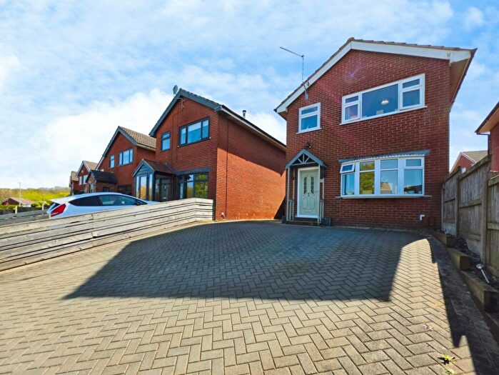 3 Bedroom Detached House For Sale In Hillside Avenue, Kidsgrove, Stoke-On-Trent, ST7