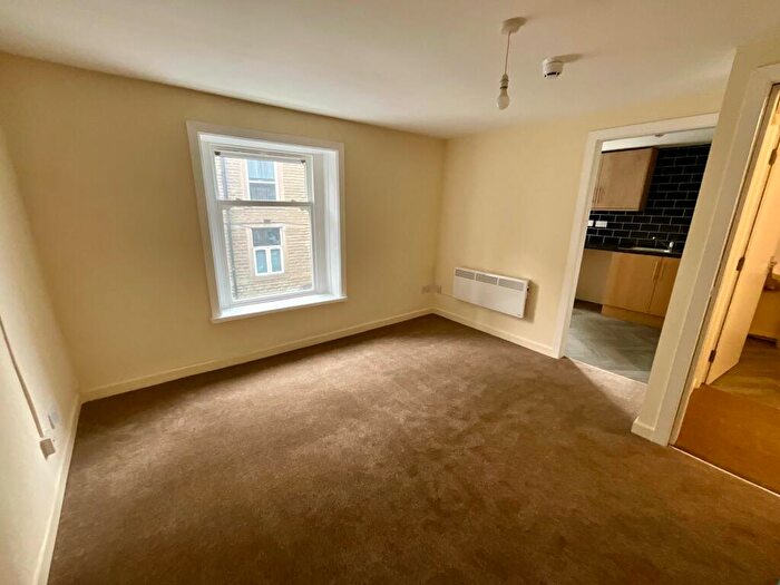1 Bedroom Flat To Rent In Willow Street, Accrington, BB5