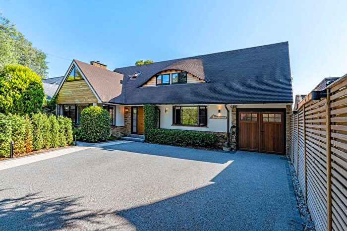5 Bedroom Detached House To Rent In Marlborough Road, Hampton, TW12