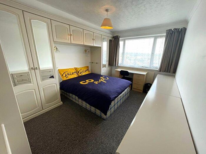 5 Bedroom Semi-Detached House To Rent In Canfield Close, Brighton, BN2