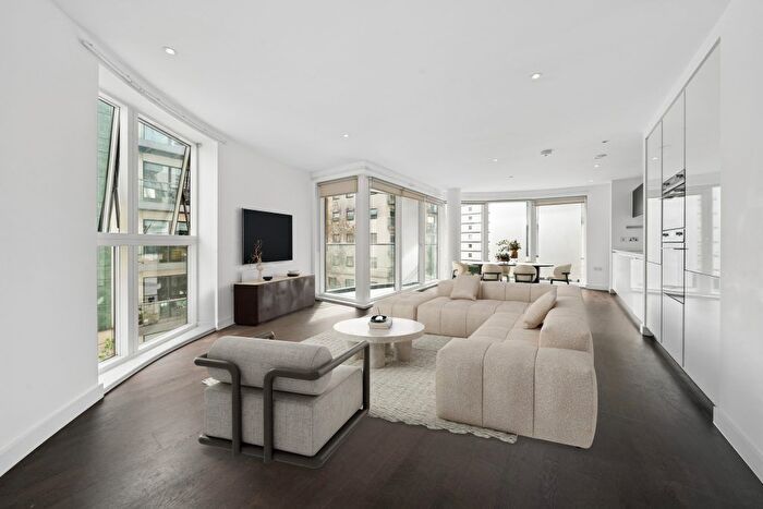 2 Bedroom Flat To Rent In Pump House Crescent, Brentford, TW8