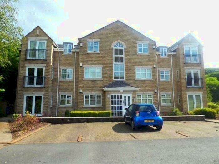2 Bedroom Apartment To Rent In Grange Heights, Helmshore, Rossendale, Lancs, BB4