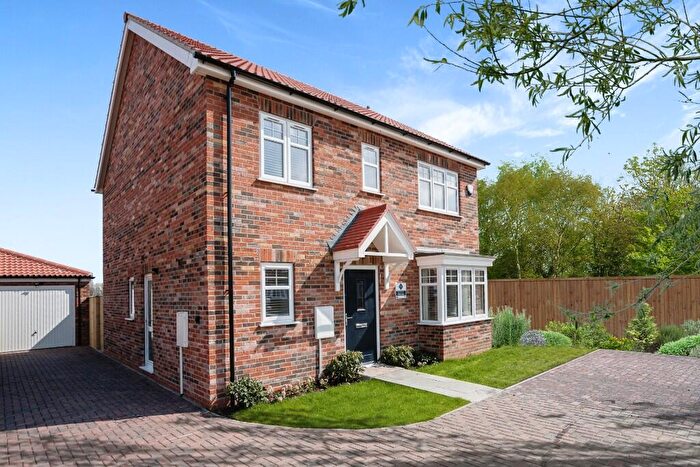 4 Bedroom Detached House For Sale In Clover Lane, Healing, Grimsby, DN41