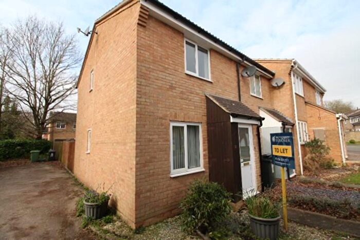 2 Bedroom End Of Terrace House To Rent In Alderwood, Chineham, Basingstoke, RG24