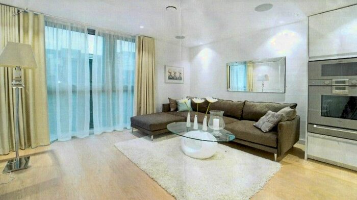 1 Bedroom Flat To Rent In Wellington House, Buckingham Gate, St James Park, London, SW1E