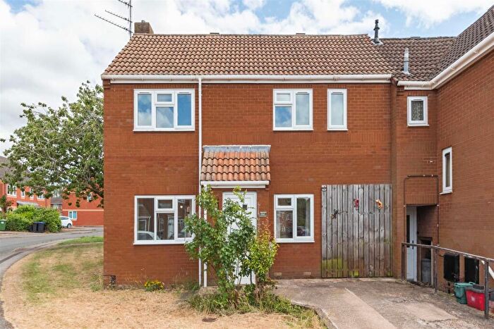 2 Bedroom End Of Terrace House To Rent In Wackrill Drive, Leamington Spa, CV32