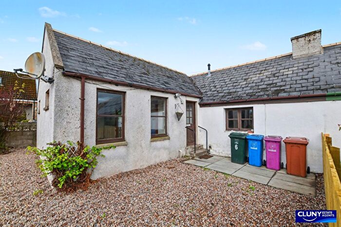 2 Bedroom Semi Detached Bungalow For Sale In Oaklands Court, Elgin, IV30