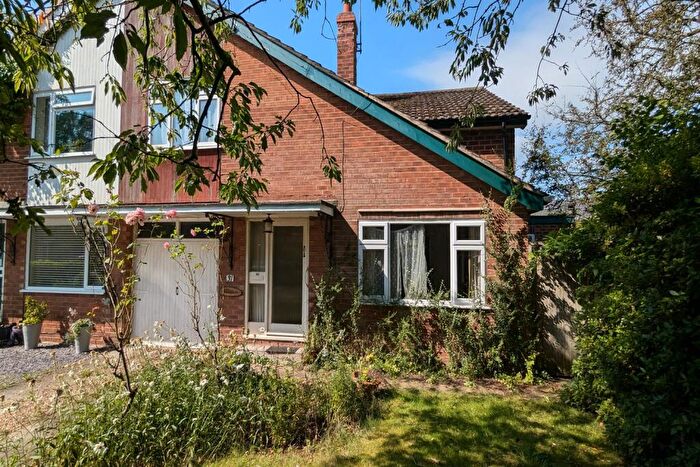 4 Bedroom Semi-Detached House For Sale In Peel Crescent, Ashton Hayes, Chester, CH3