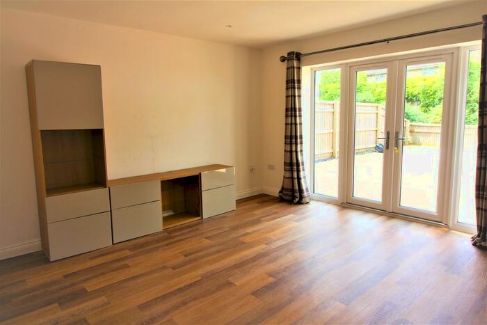 3 Bedroom Town House To Rent In Red Lion Lane, Bath, BA2