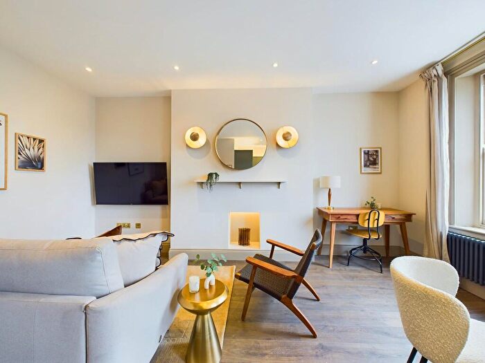 1 Bedroom Apartment To Rent In Abbey Road, London, NW8