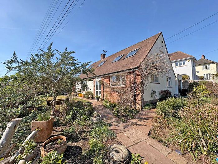 4 Bedroom Detached Bungalow To Rent In Manstone Mead, Sidmouth, EX10