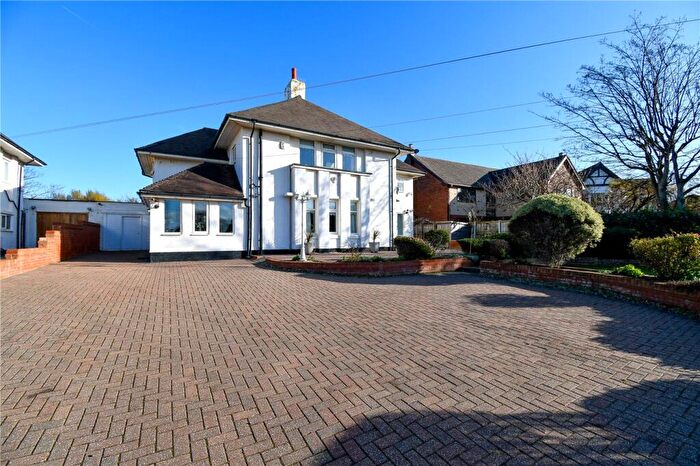 4 Bedroom Detached House For Sale In Roman Road, Meols, Wirral, CH47