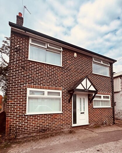 3 Bedroom Detached House To Rent In Irlam, Manchester, Greater Manchester, M44