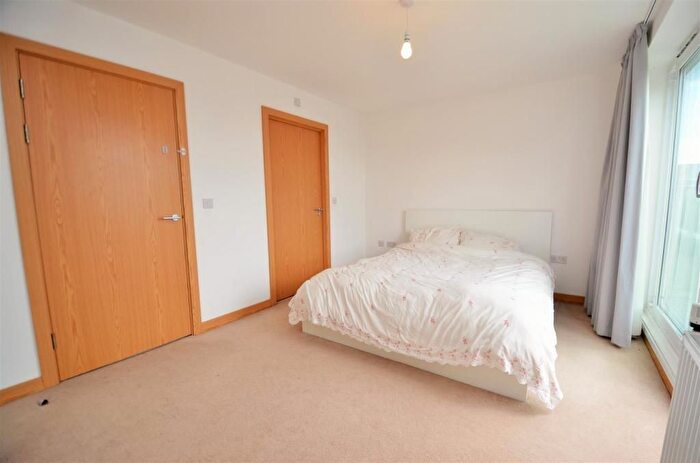 4 Bedroom Town House To Rent In Spring Promenade, West Drayton, UB7