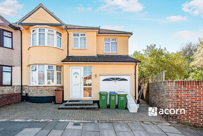 1 Bedroom Flat To Rent In Roseacre Road Welling, DA16