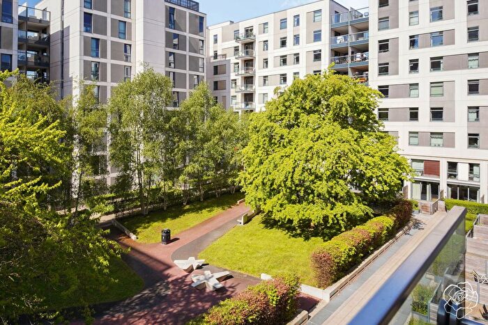 2 Bedroom Flat For Sale In Titian Heights, Scarlet Close, Stratford, E20