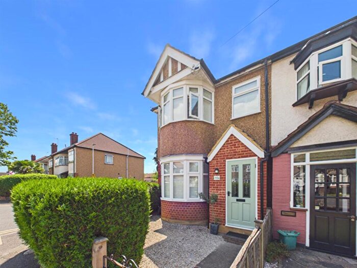 3 Bedroom End Of Terrace House For Sale In Victoria Road, Ruislip, HA4