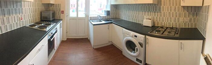 9 Bedroom House To Rent In Egerton Road, Manchester, M14