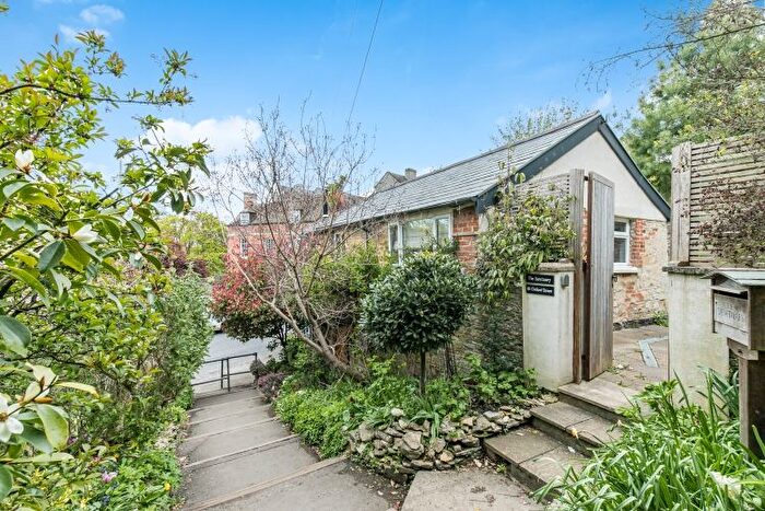 3 Bedroom Detached House To Rent In Oxford Street, Woodstock, OX20