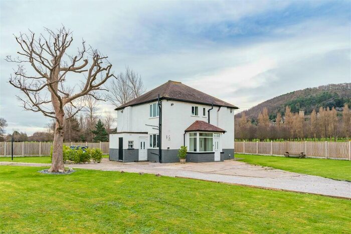 3 Bedroom Detached House For Sale In Llanddulas Road, Abergele, LL22