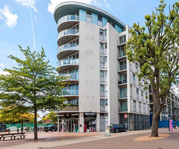 1 Bedroom Apartment To Rent In Rubicon Court, - North Street, Romford, Essex, RM1