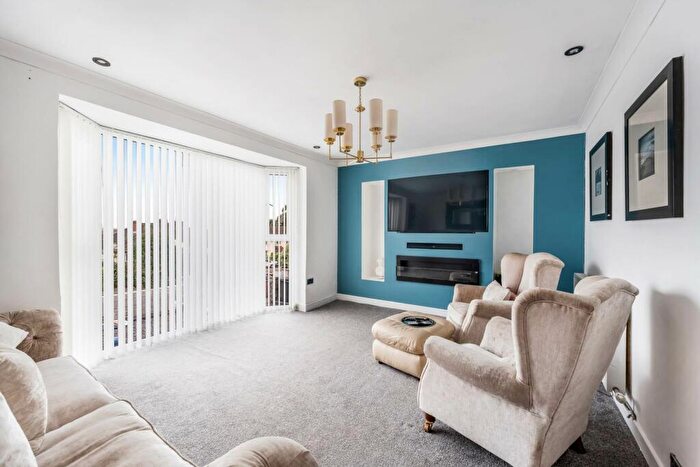 3 Bedroom Detached House For Sale In Ashleigh Road, Weston Hillside, BS23