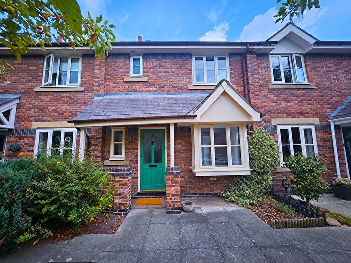 3 Bedroom Mews To Rent In Lichfield Mews, High Street, Tarvin, CH3