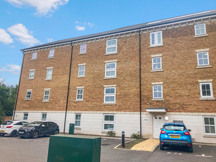 2 Bedroom Flat For Sale In , Spinel Court, Richmer Road, Erith, Kent, DA8